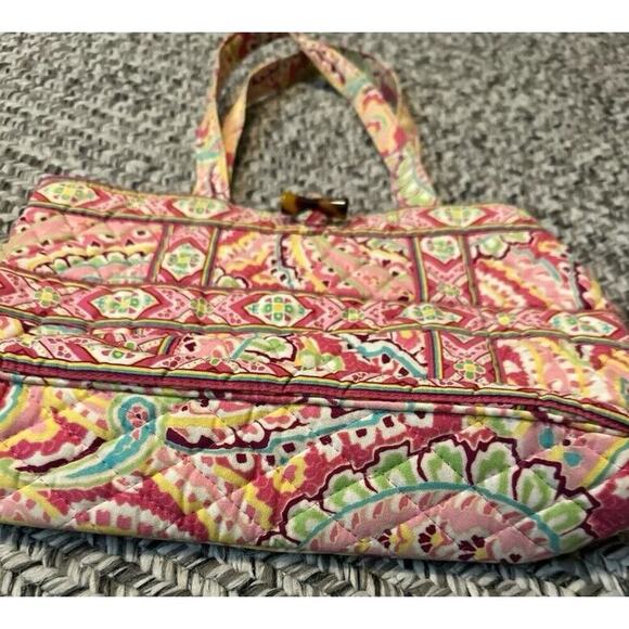 Vera Bradley Large Capri Melon Quilted Tic Tac Tote Capri Melon toggle Closure - Picture 3 of 5